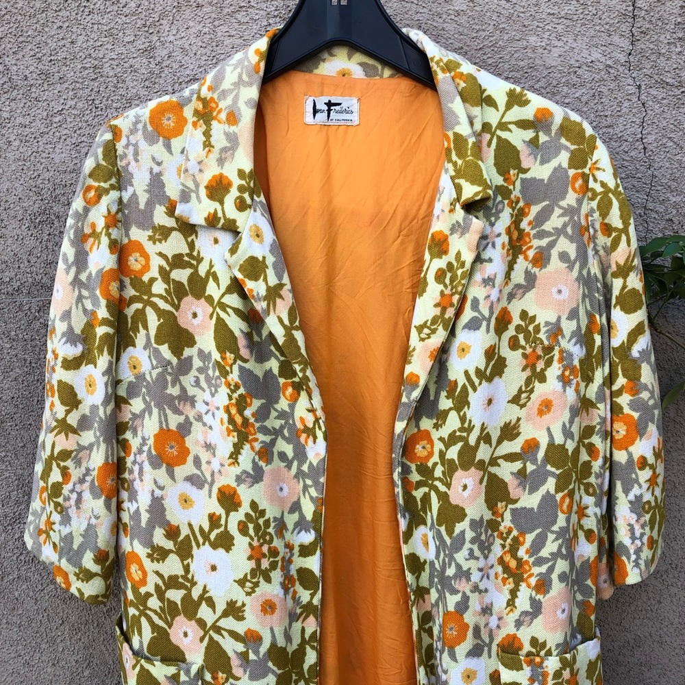 Vintage 1960s Floral Spring/Summer Coat
